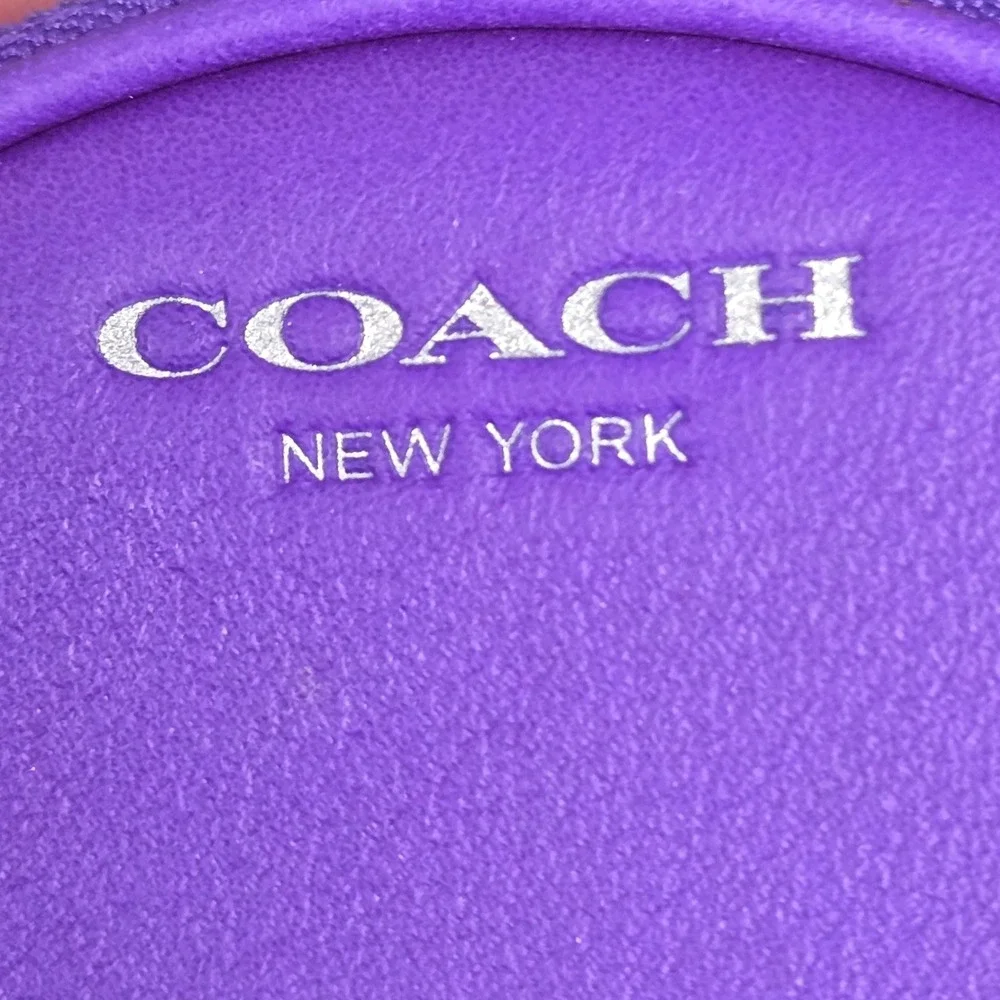 Coach Purple Round Coin Purse Pouch Zippered‎ Pouch Organizer